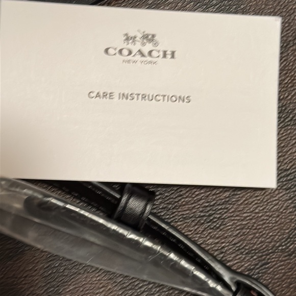 COACH Crossbody, Fabric Type Canvas,Leather
Closure Type
Snap - Picture 7 of 13